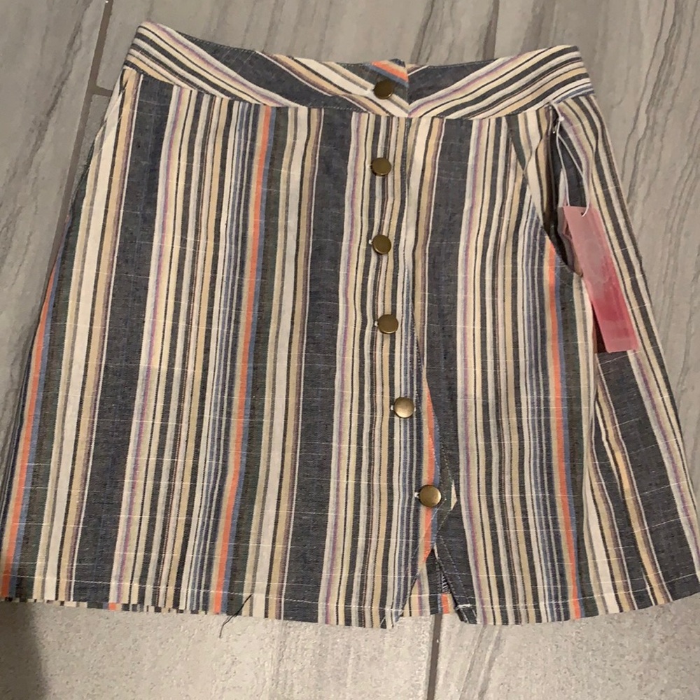 Fashion On Earth Forever21. Linen Skirt sz M NWT